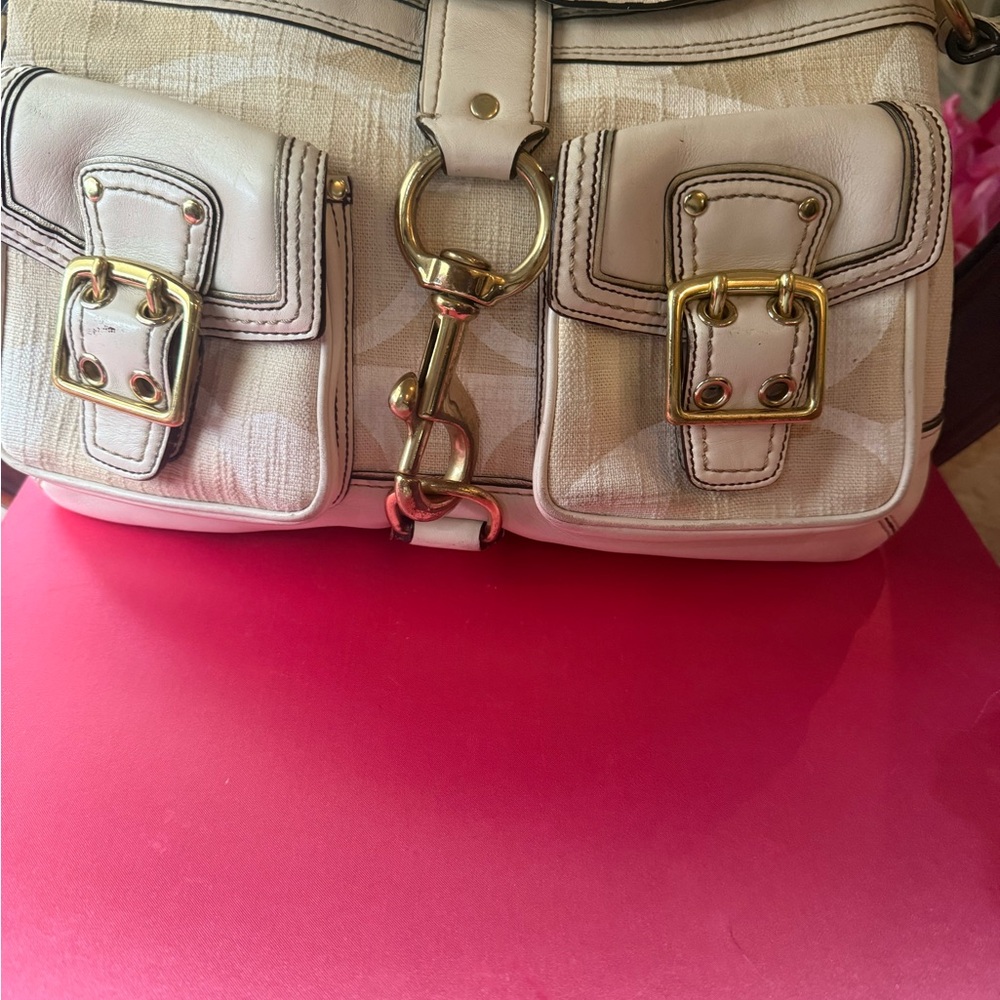 Vintage Coach Legacy Signature Bag Ivory & Beige AO6K-7469. Vintage, Y2K & Chic.